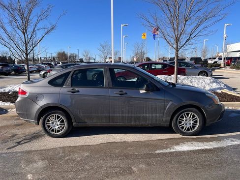 Used 2011 Ford Focus SE image 5