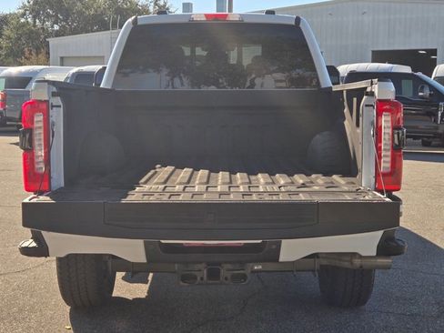 Used 2024 Ford F250 Lariat w/ Lariat Ultimate Package image 5
