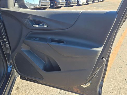 Used 2022 Chevrolet Equinox LT image 6