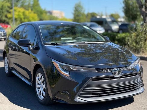 Certified 2024 Toyota Corolla LE FWD image 7