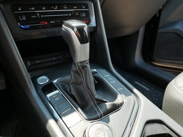 Certified 2023 Volkswagen Tiguan SE AWD/4WD image 33