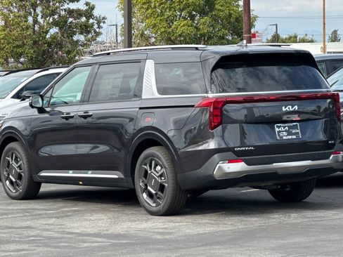 New 2026 Kia Carnival SX image 6