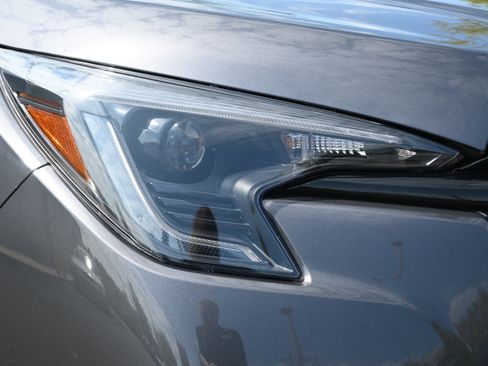 Used 2025 Subaru Ascent Onyx Edition w/ Onyx Package image 11