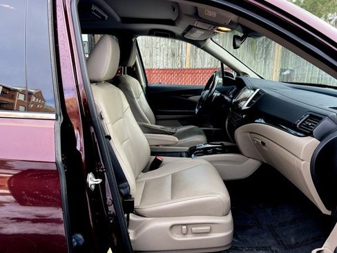 Used 2016 Honda Pilot Touring image 27