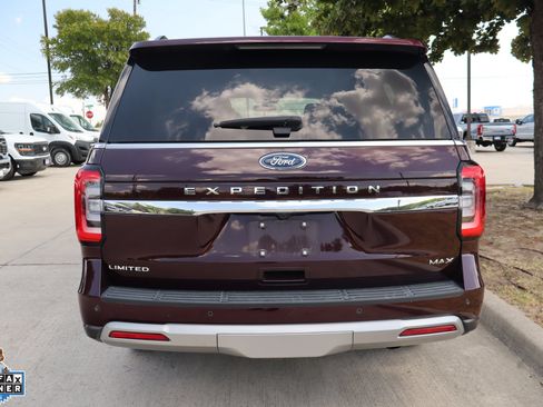 Used 2024 Ford Expedition Max Limited RWD image 4