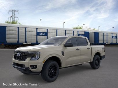 New 2025 Ford Ranger XLT w/ Black Appearance Package