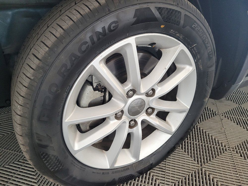 Used 2017 Dodge Journey SXT w/ Premium Group FWD image 31