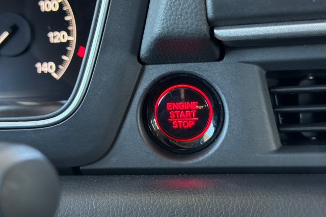 Certified 2025 Honda Pilot EX-L image 28