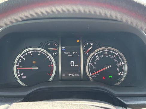 Used 2020 Toyota 4Runner Limited RWD image 19