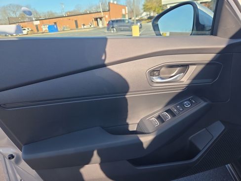 Certified 2025 Honda Accord LX image 32