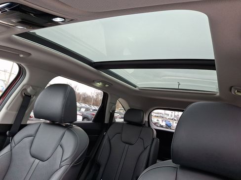 Certified 2025 Kia Sorento X-Line EX image 16
