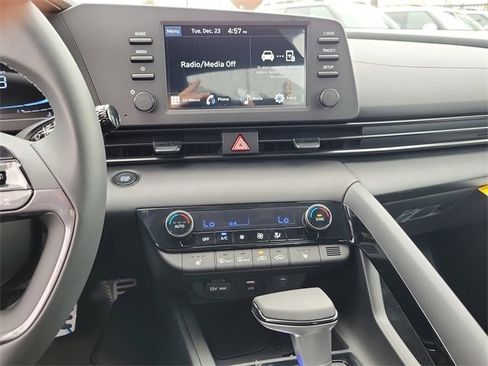 New 2026 Hyundai Elantra SEL Sport Premium image 13