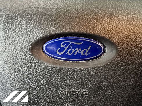 Used 2017 Ford Explorer XLT AWD/4WD image 32