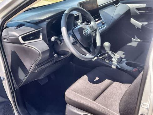 Used 2026 Toyota Corolla LE FWD image 3