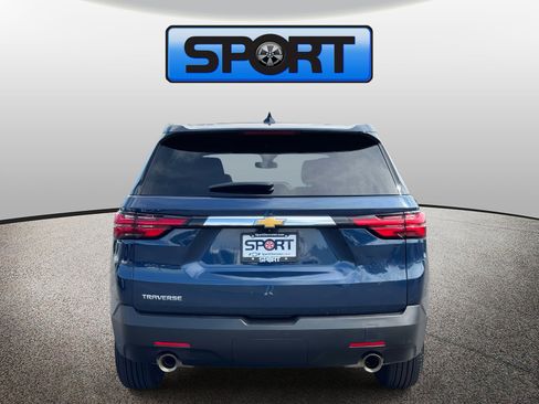Used 2022 Chevrolet Traverse LS image 22