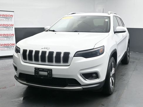 Used 2019 Jeep Cherokee Limited image 4