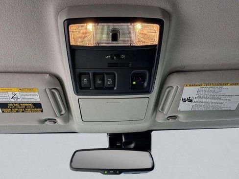 Used 2024 Toyota 4Runner SR5 AWD/4WD image 36