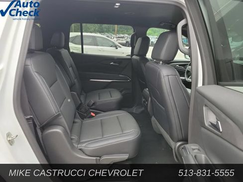 Used 2026 Chevrolet Traverse LT AWD/4WD image 23