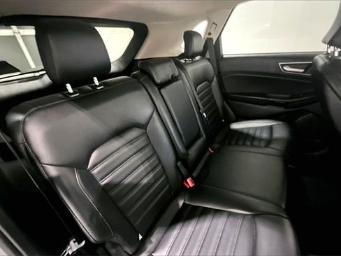 Used 2023 Ford Edge SEL image 26