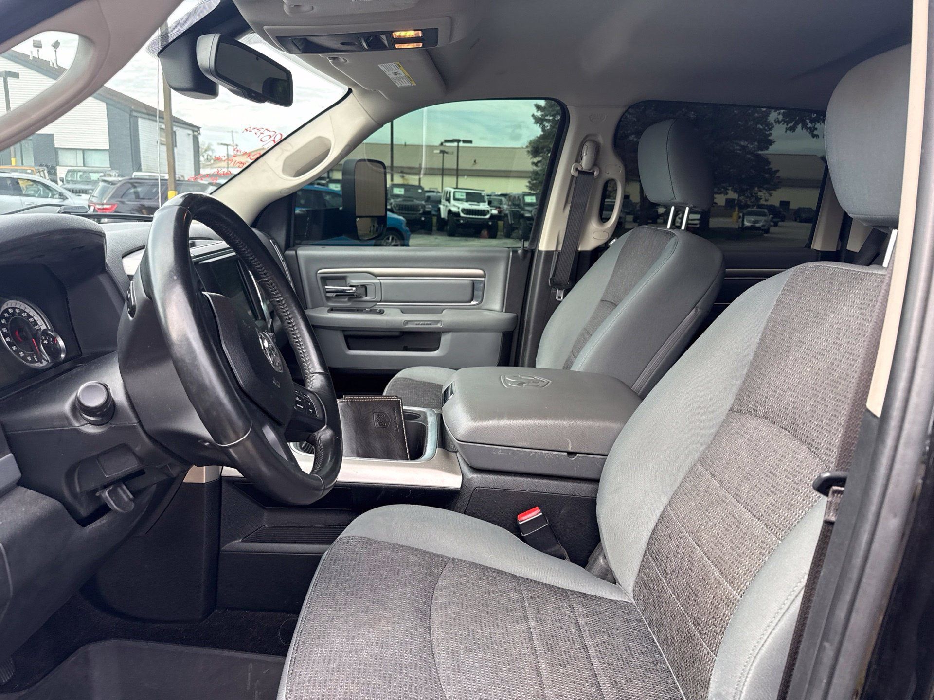 Used 2017 RAM 1500 Big Horn AWD/4WD image 12