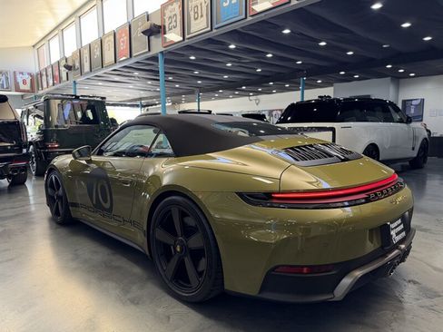 Used 2026 Porsche 911 GTS image 9