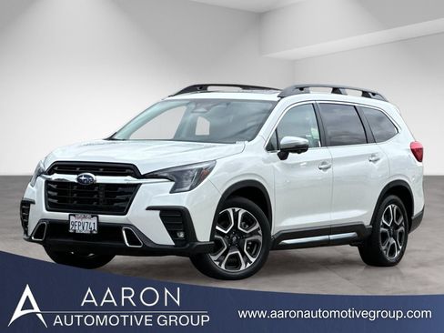 Used 2023 Subaru Ascent Touring AWD/4WD image 1