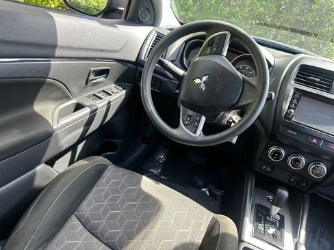 Used 2024 Mitsubishi Outlander Sport AWD image 19