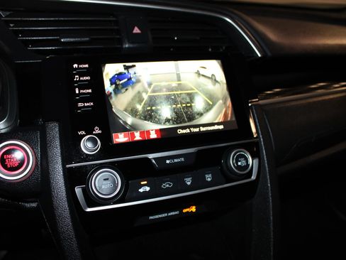 Used 2019 Honda Civic Sport image 19