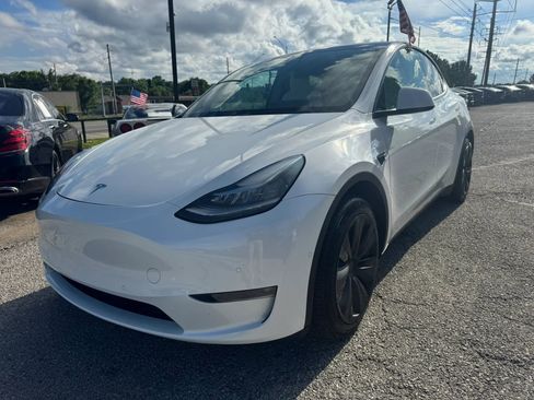 Used 2021 Tesla Model Y Long Range AWD/4WD image 20
