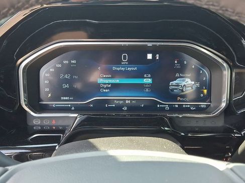 Used 2023 Chevrolet Silverado 1500 LT image 19