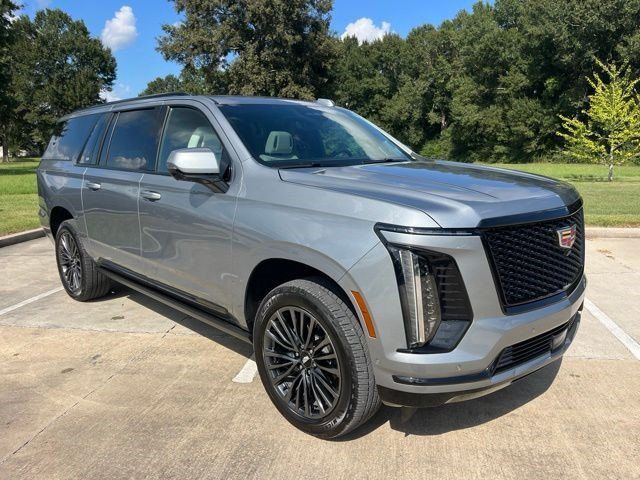 Certified 2025 Cadillac Escalade ESV Sport Platinum w/ LPO, Floor Liner Package AWD/4WD image 21