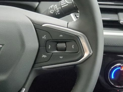 New 2025 Chevrolet TrailBlazer LT w/ LT Cold Weather Package image 30