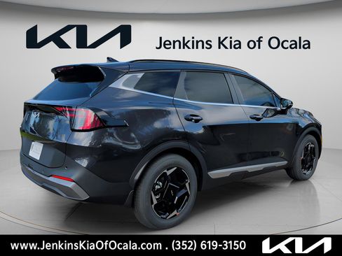 New 2026 Kia Sportage EX FWD image 4