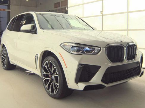 Used 2023 BMW X5 M w/ Executive Package image 4