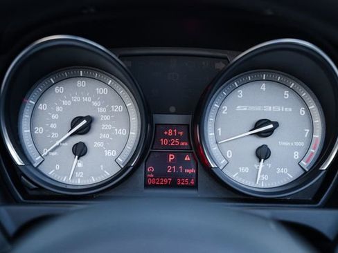 Used 2012 BMW Z4 sDrive35is image 8