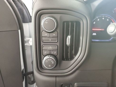 New 2025 Chevrolet Silverado 2500 W/T image 27