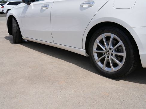 Used 2021 Mercedes-Benz A 220 image 10