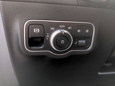 Used 2026 Mercedes-Benz GLA 250 4MATIC image 17