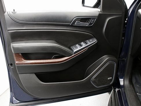 Used 2018 GMC Yukon SLE w/ Convenience Package image 24