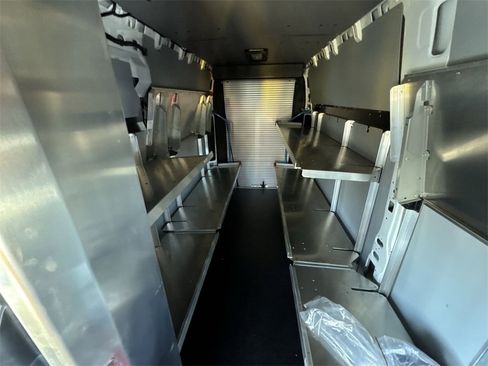 New 2024 RAM ProMaster 3500 w/ Delivery Van Package image 25