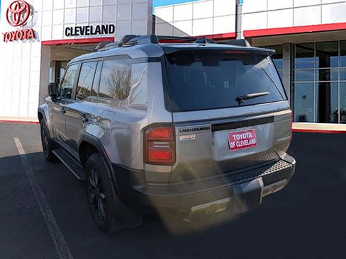 Used 2024 Toyota Land Cruiser Base image 5