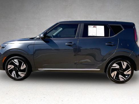 Used 2024 Kia Soul GT-Line FWD image 3