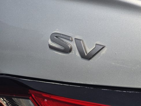 Used 2024 Nissan Altima 2.5 SV FWD image 17