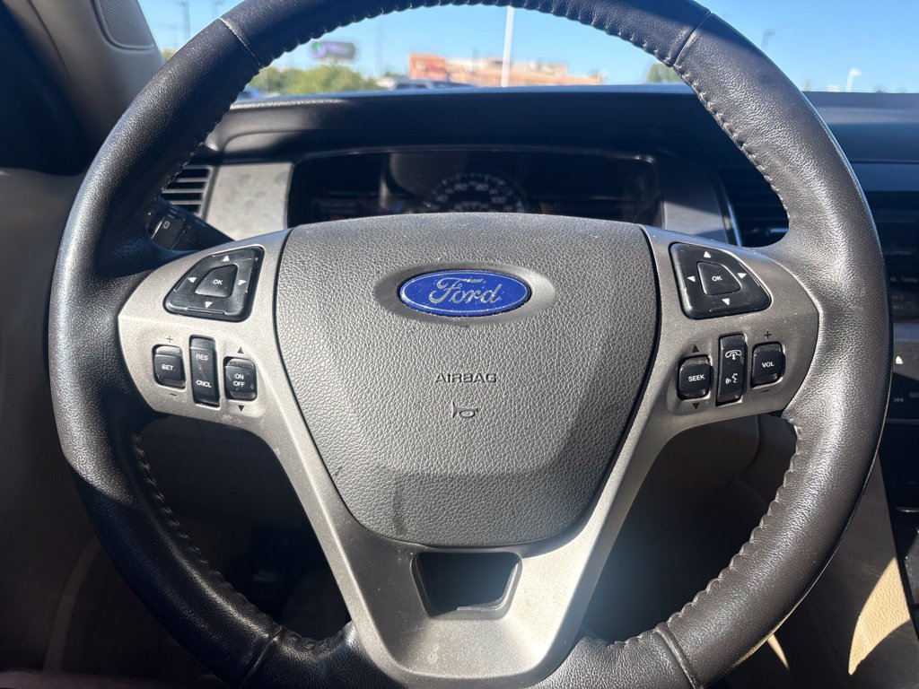 Used 2016 Ford Taurus SEL w/ Equipment Group 201A FWD image 14