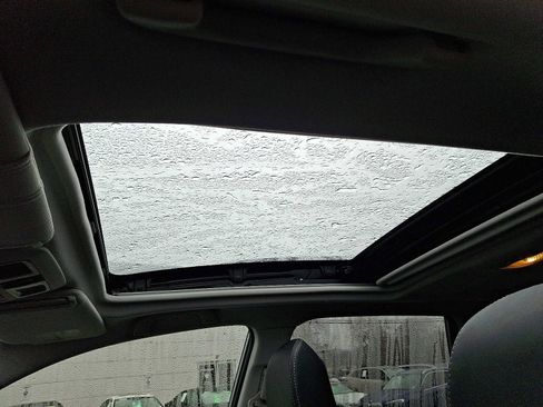 Used 2016 Subaru Forester 2.5i Limited image 14