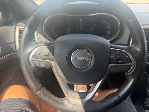 Used 2021 Jeep Grand Cherokee Limited AWD/4WD image 16