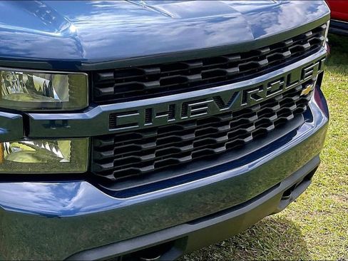 Used 2020 Chevrolet Silverado 1500 Custom w/ Custom Value Package RWD image 28