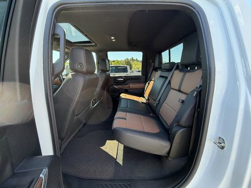 Used 2020 Chevrolet Silverado 3500 High Country w/ Z71 Off-Road Package AWD/4WD image 3