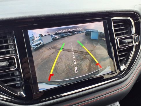 Used 2024 Dodge Durango GT AWD/4WD image 5