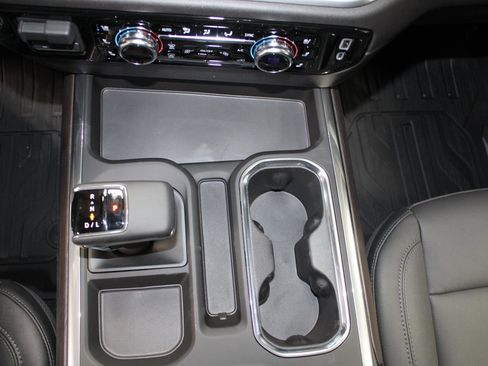 New 2026 GMC Sierra 1500 SLT w/ SLT Premium Plus Package image 39